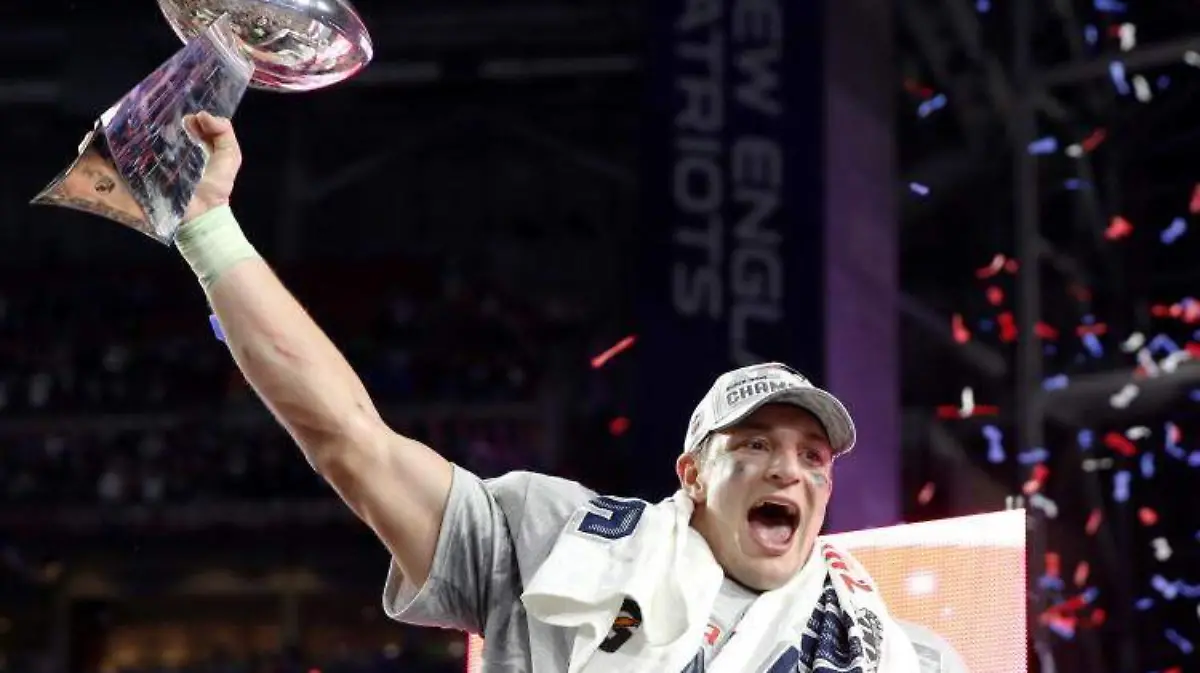 Rob Gronkowski  REUTERS